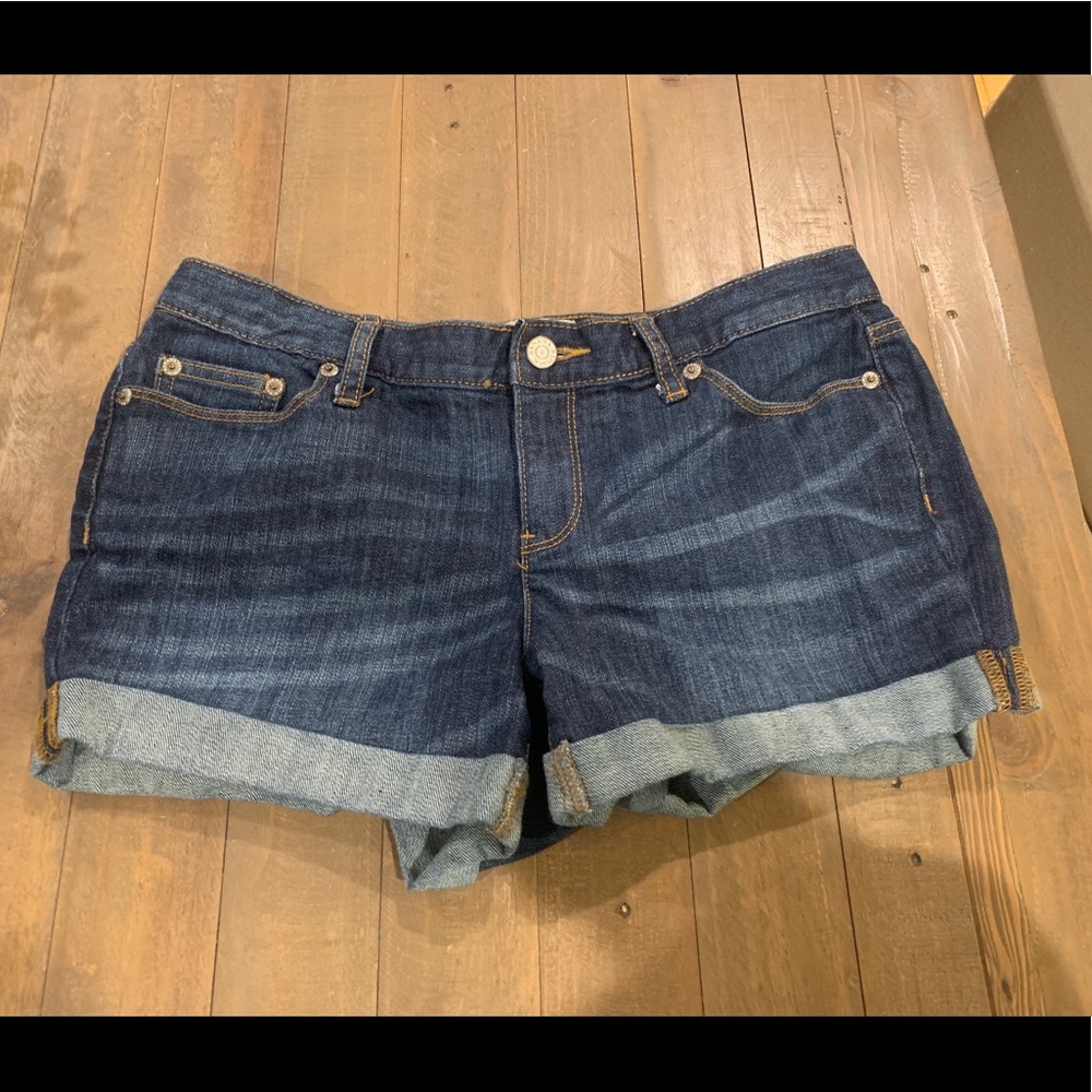 Banana Republic Jean Shorts, Size 6